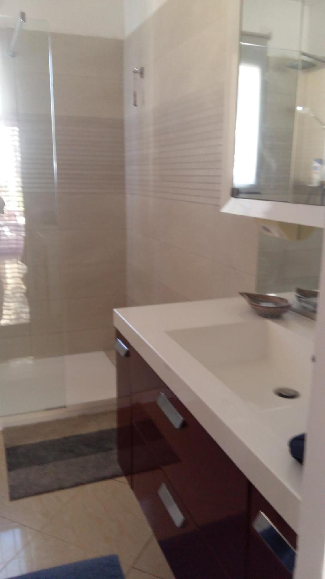 Chambres de la Terre Blanche Sanary-sur-Mer Habitación foto