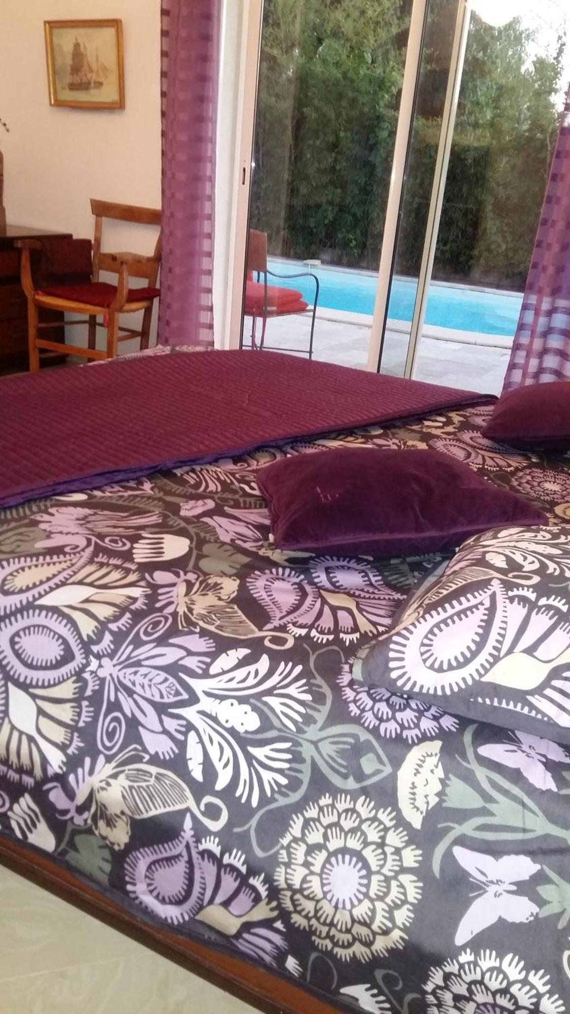 Chambres de la Terre Blanche Sanary-sur-Mer Habitación foto